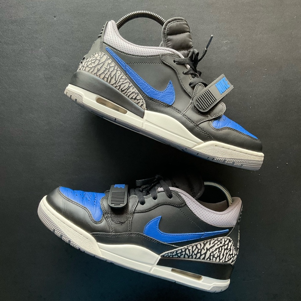 Jordan Legacy 312 Low - Black Royal Mens Size 10, Pre-Loved.